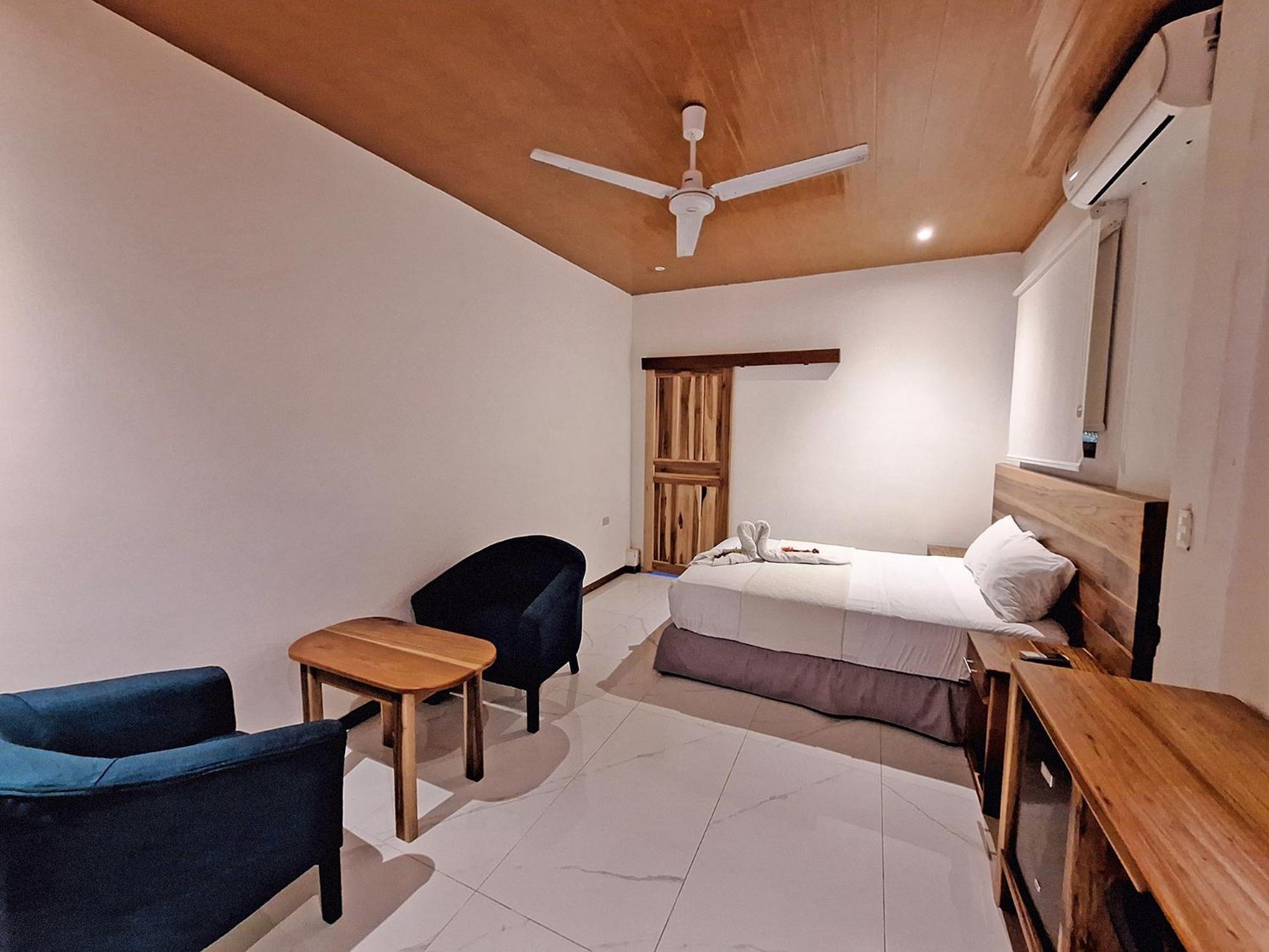 Infiniti Hotel Puerto Viejo de Talamanca Exteriér fotografie